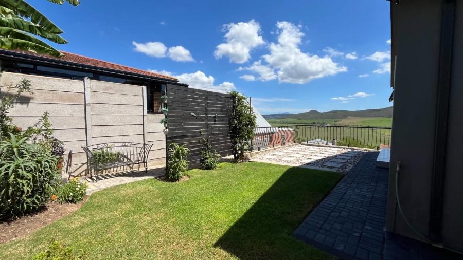 2 Bedroom Property for Sale in Reebok Western Cape